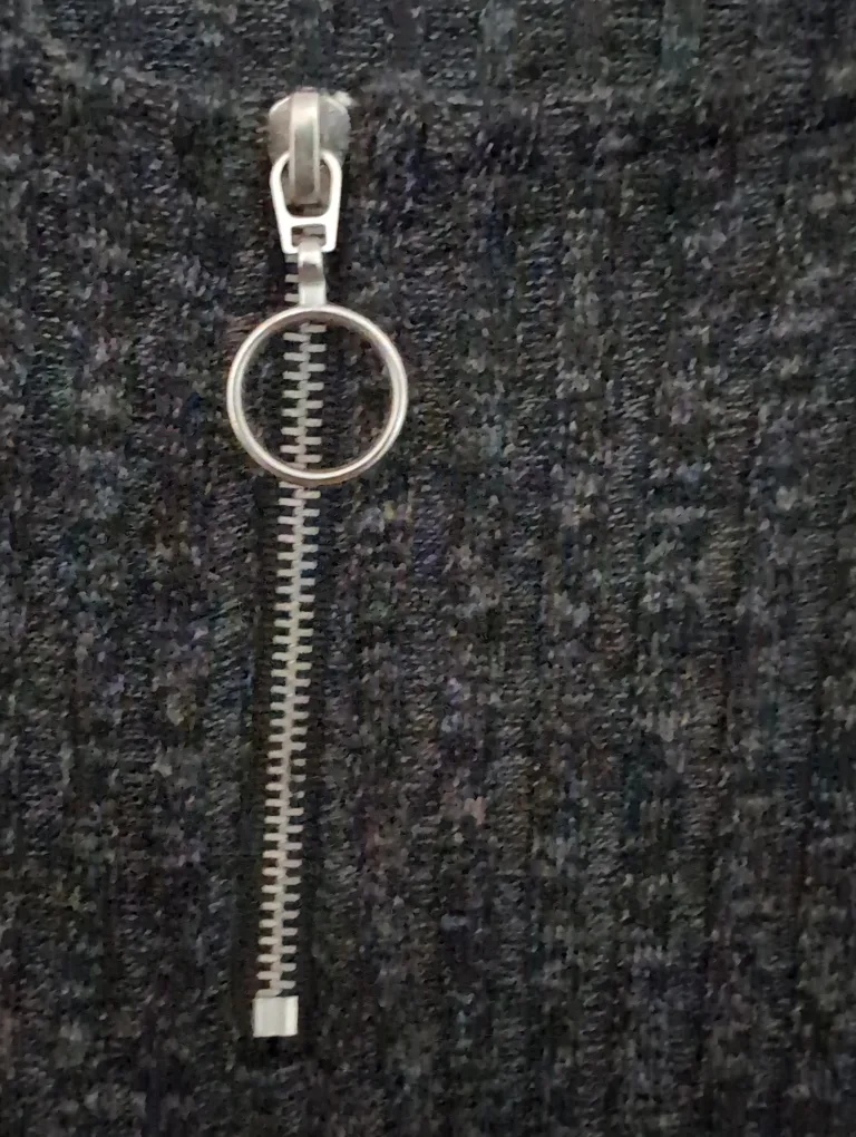 🇨🇦Design Lab Lord & Taylor Bodysuit - Size L image indicator(4)