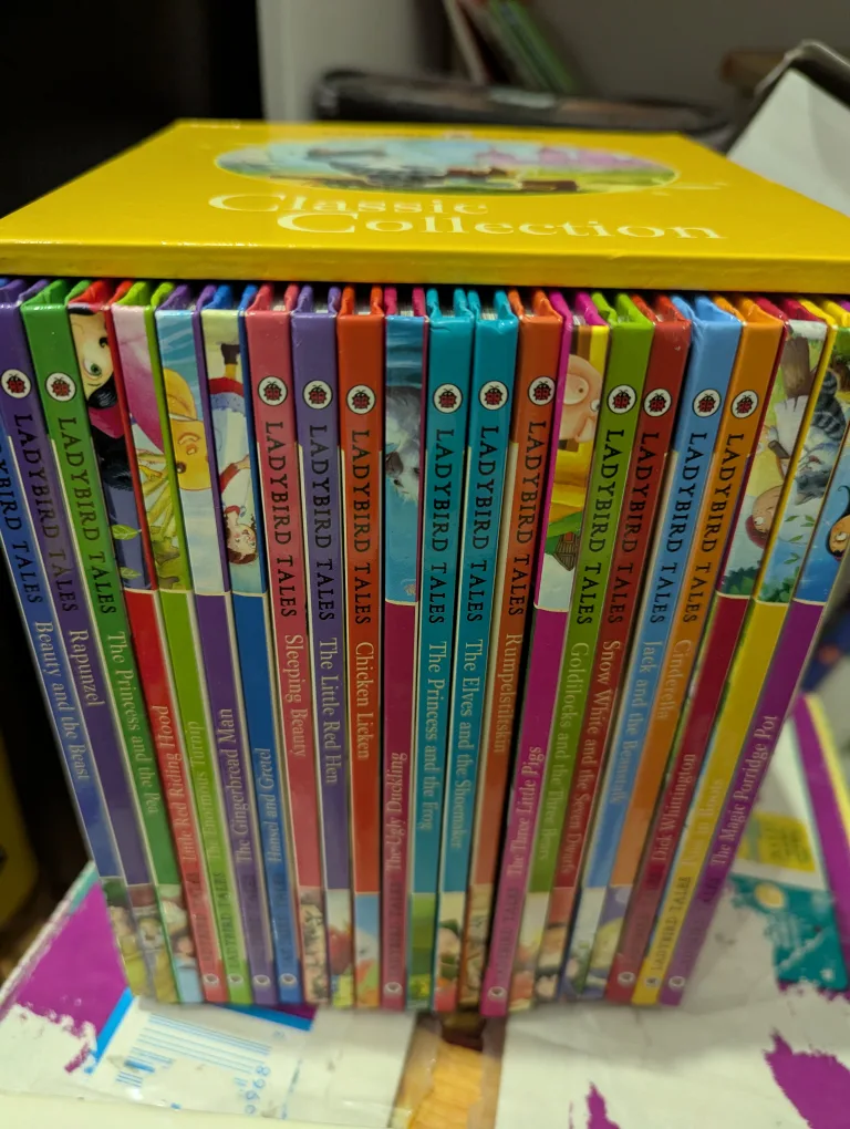 Ladybird Tales Classic Collection image indicator(3)