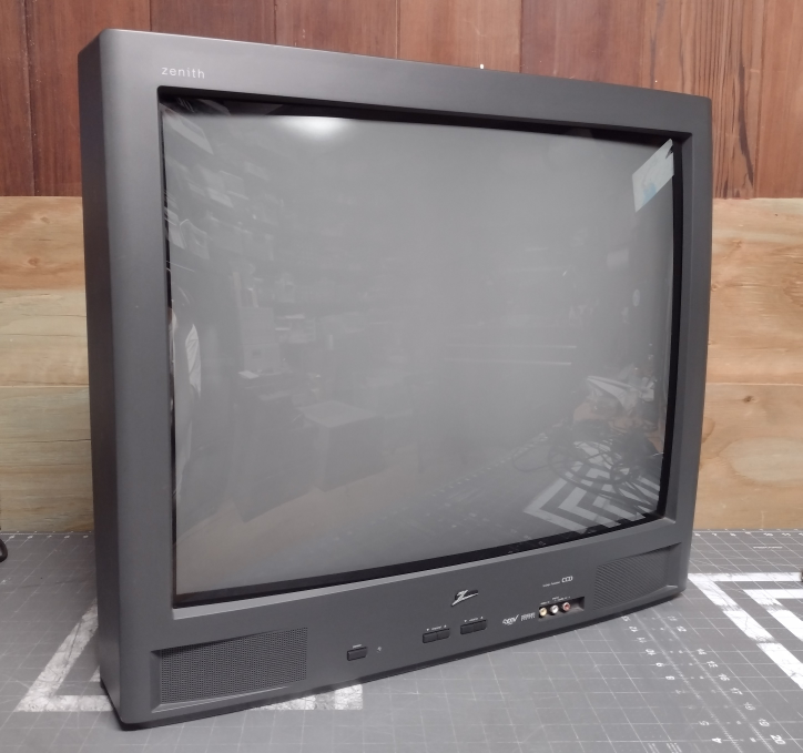 CRT tv wanted (willing to pay-READ DESCRIPTION)