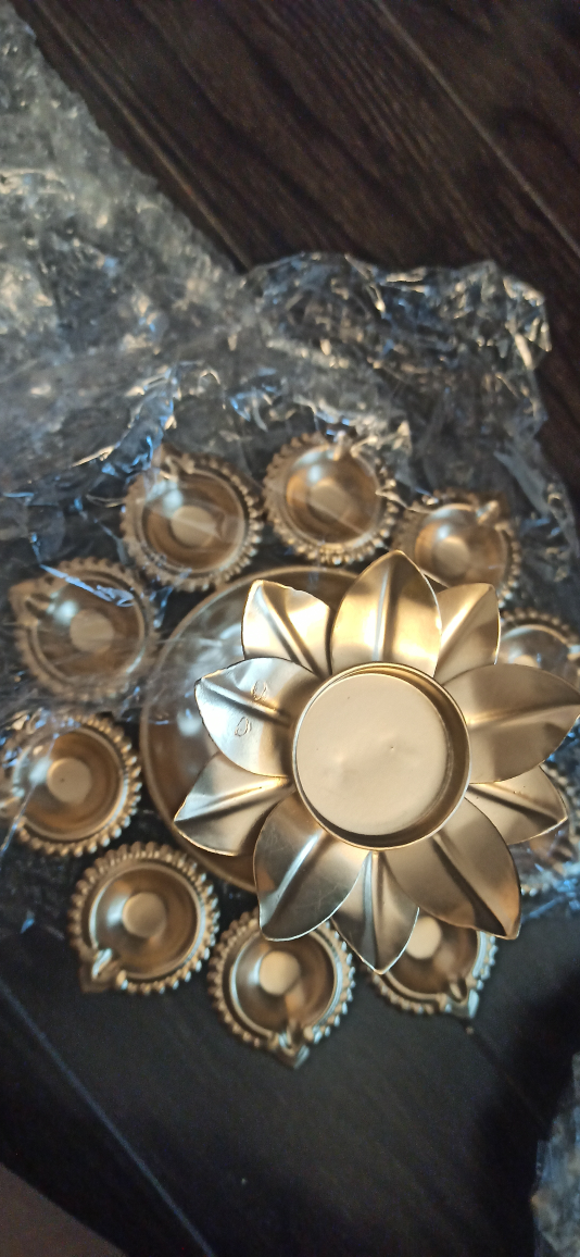 Gold-tone Metal Diya Stand. Urli Stand🍁 - photo 4