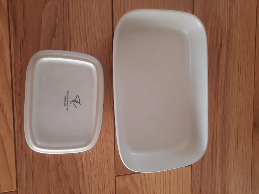 Set of 2 Off-White Serving Dishes image indicator(2)