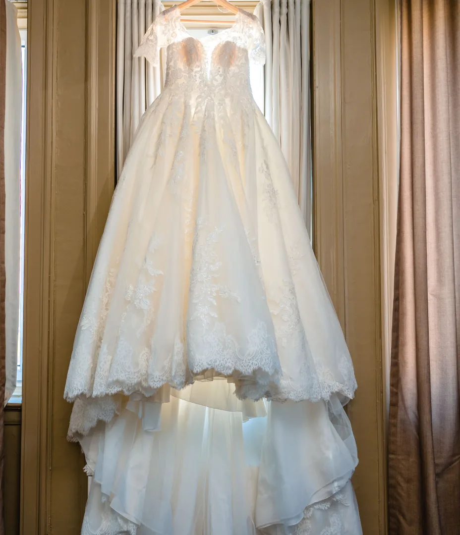 wedding dress for sale Size medium to large thumbnail