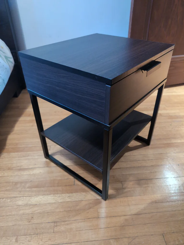 IKEA TRYSIL nightstand/bedside table image indicator(2)