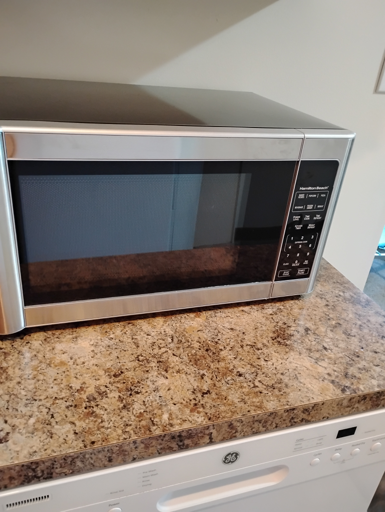 Hamilton Beach Microwave Oven