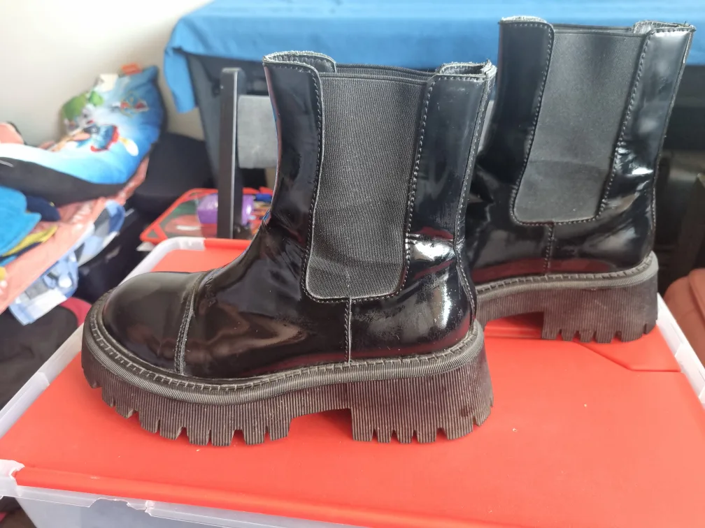 Balenciaga Black Patent Leather Chelsea Boots thumbnail