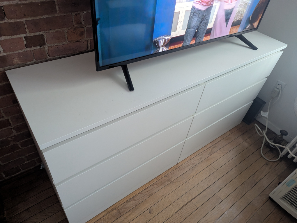 IKEA STORLINTA 6-Drawer Dresser - White