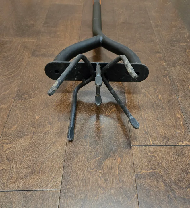 Fiskars Tiller - Breaks Hard Soil image indicator(3)