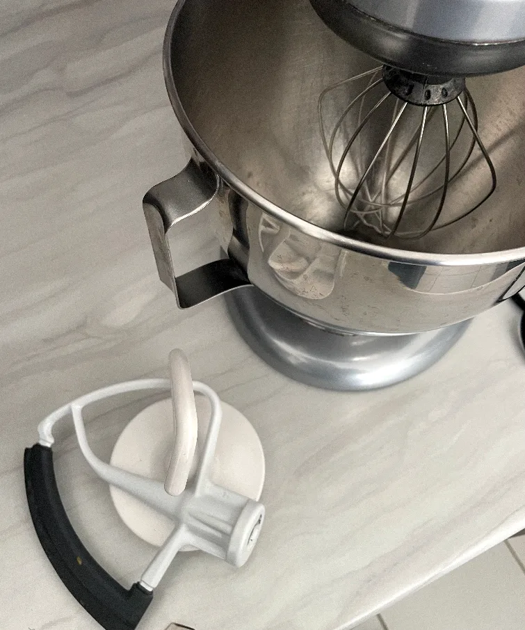 Kitchen Aid Custom Stand Mixer - Silver image indicator(3)