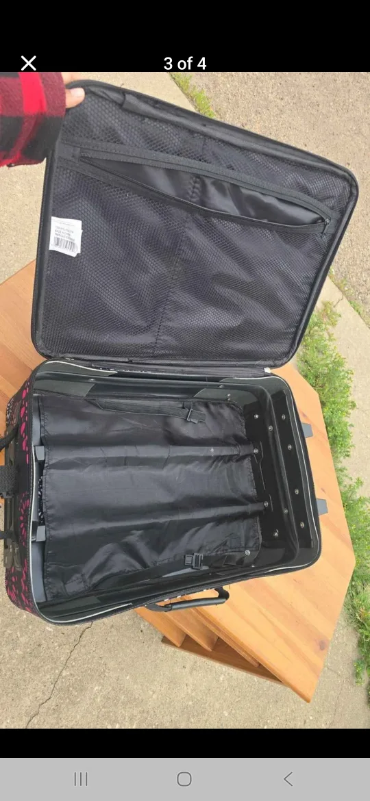 Carry-On Suitcase - Pink & White Floral image indicator(2)