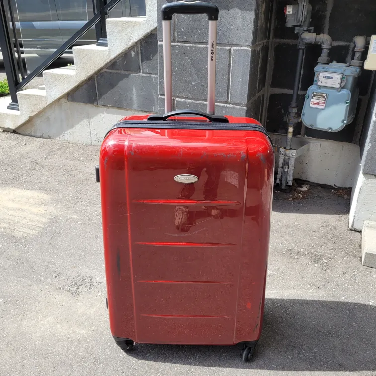Samsonite Travel luggage With Wheels thumbnail