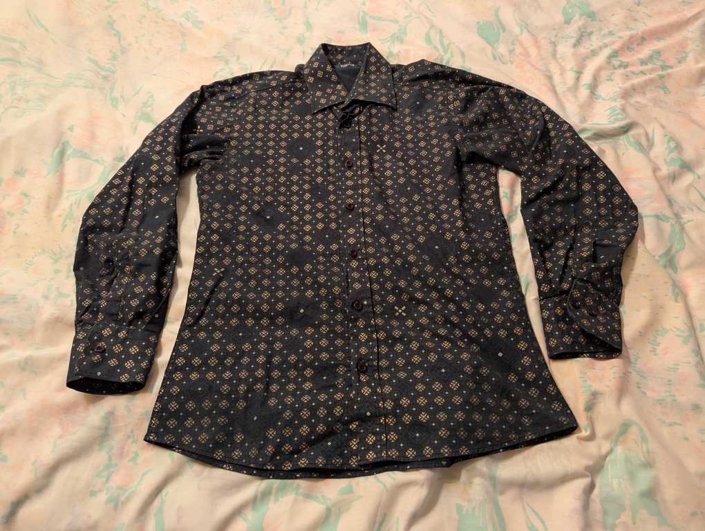 Unisex Surclub Long Sleeve Button-Up Shirt - Size L