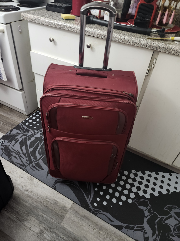 Polo Club Burgundy Suitcase - photo 2