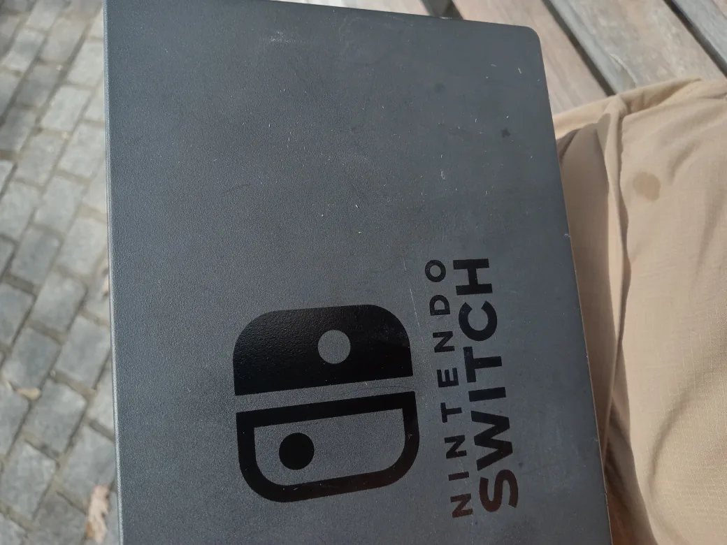 Nintendo Switch Dock image indicator(3)