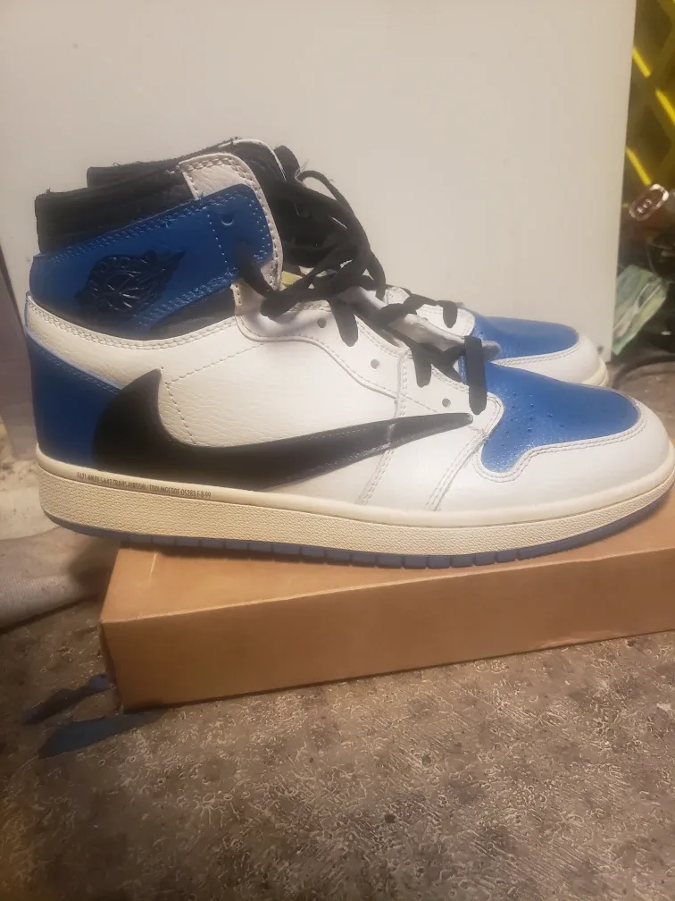 Nike Air Jordan 1 Travis Scott Fragment thumbnail