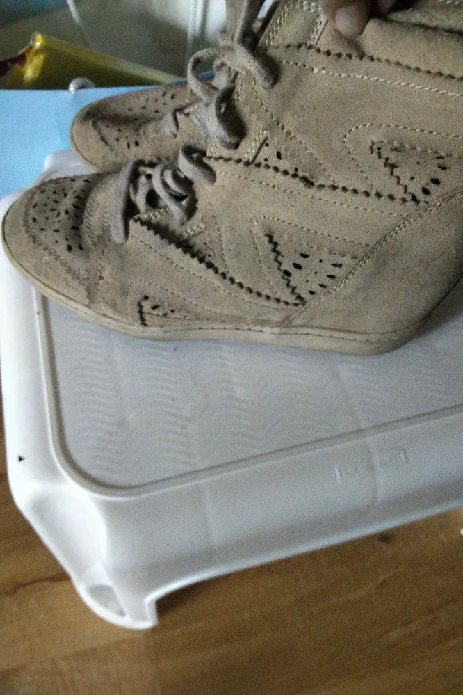 Skechers Wedge Heel Sneakers/size 7 image indicator(4)