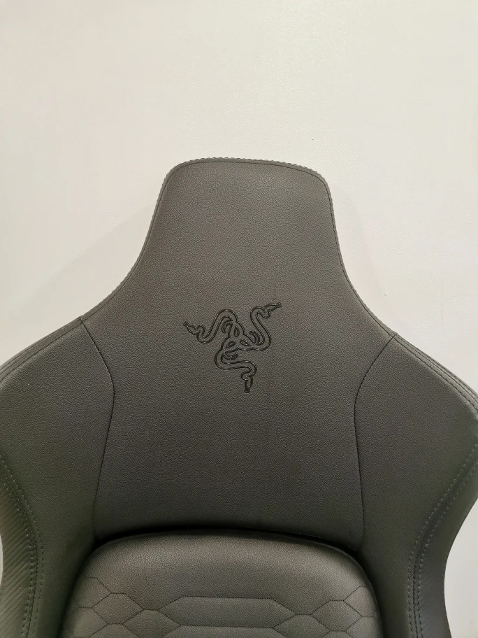 Razer Iskur V2 Gaming Chair - Black - photo 2