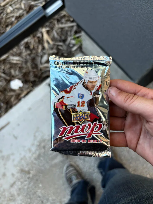 Upper Deck MVP 2008-09 Hockey Pack thumbnail