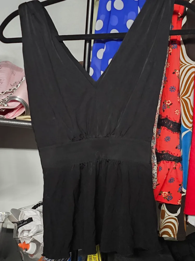 Jacob Black Sleeveless Top image indicator(2)