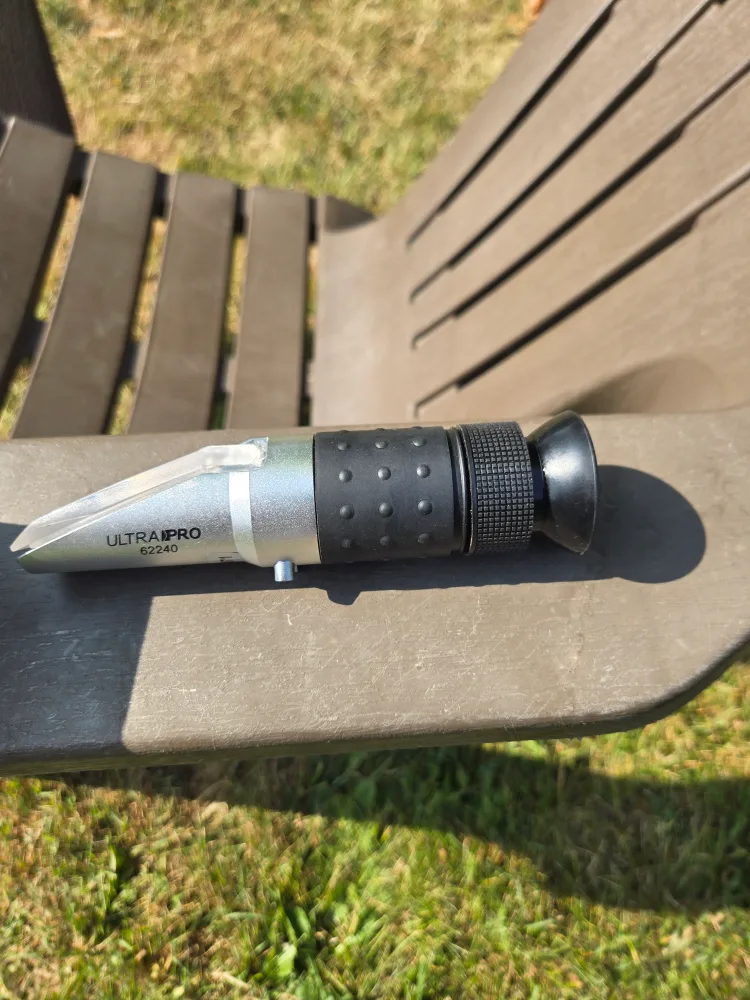 ULTRA PRO Refractometer 62240 image indicator(2)