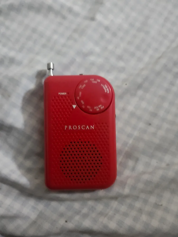 Proscan Pocket Radio - Red thumbnail