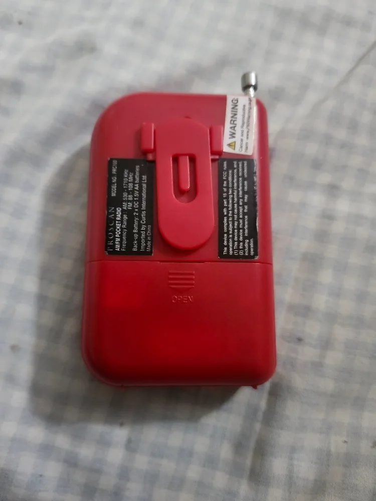 Proscan Pocket Radio - Red image indicator(2)