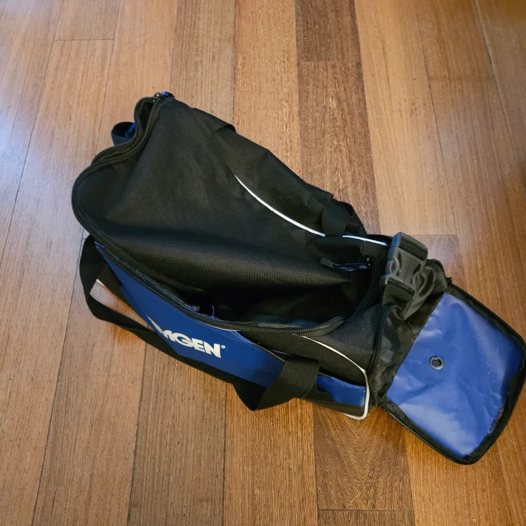 Gym bag thumbnail