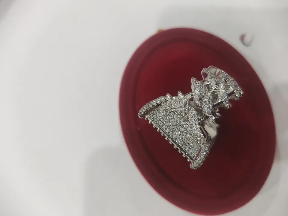 Silver Ring with Cubic Zirconia image indicator(7)