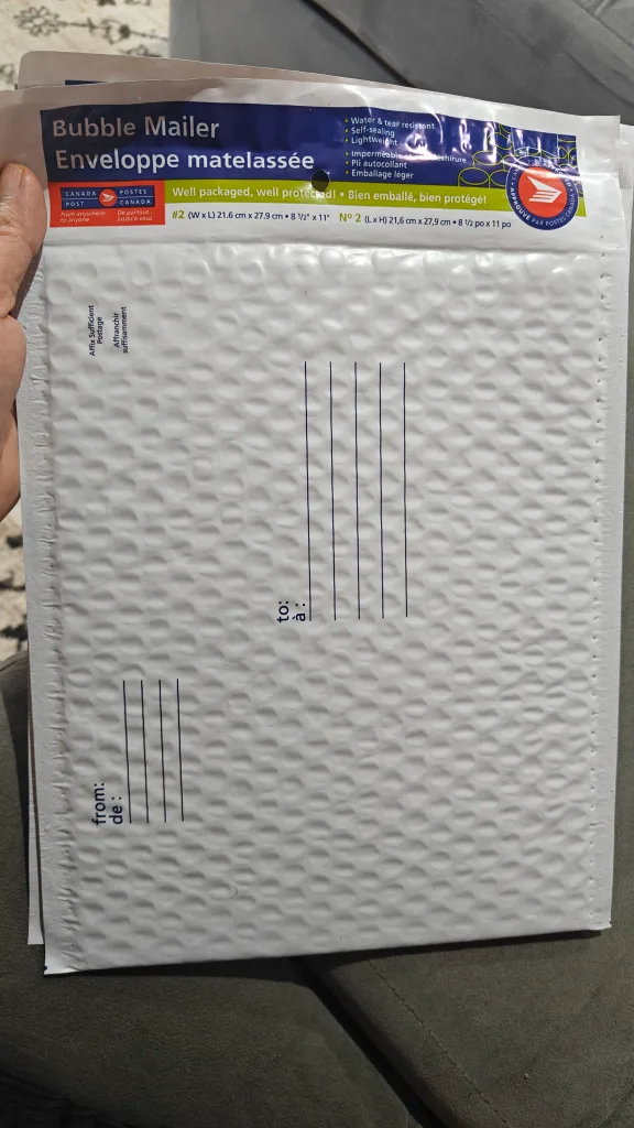 Canada Post Bubble Mailer Envelope #2 thumbnail