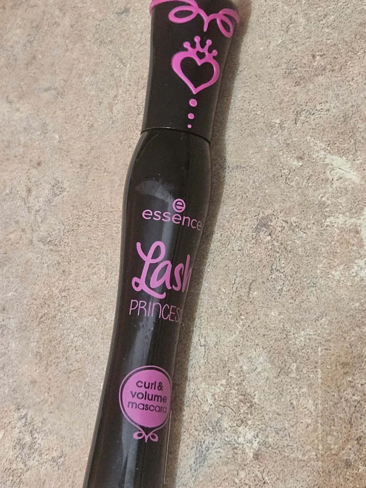 Essence Lash Princess Curl & Volume Mascara thumbnail