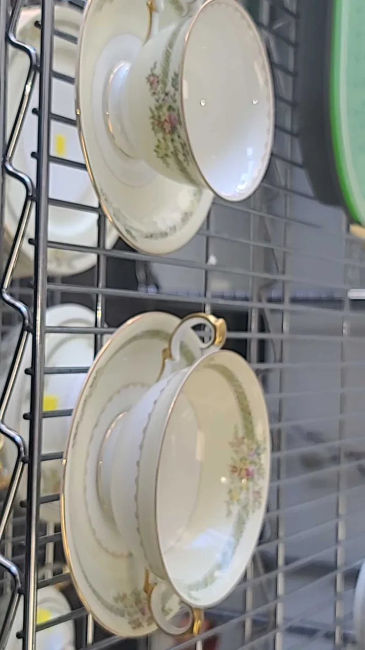 Meito China Hand Painted Tea Set image indicator(3)