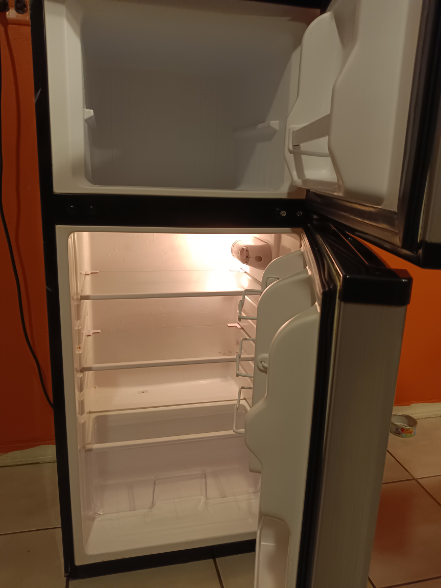 Magic Chef Mini Fridge - photo 3