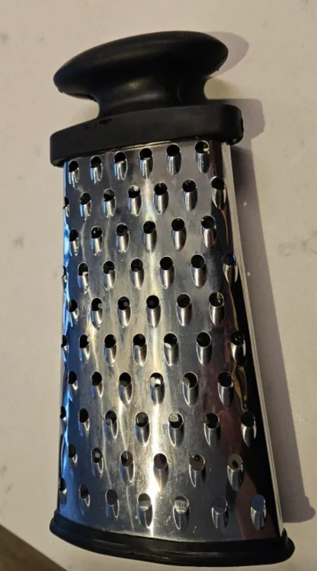 Cutlery Set & Grater image indicator(5)