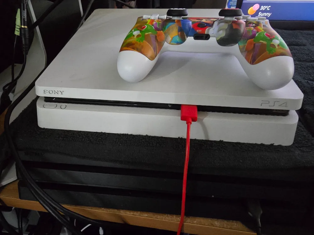 Ps4 Slim on firmware 12.50 and controller thumbnail