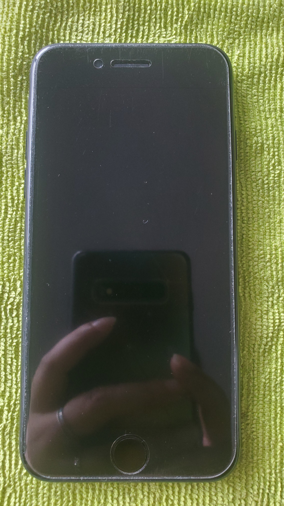 Apple iPhone 7 - 32GB, black,  unlocked