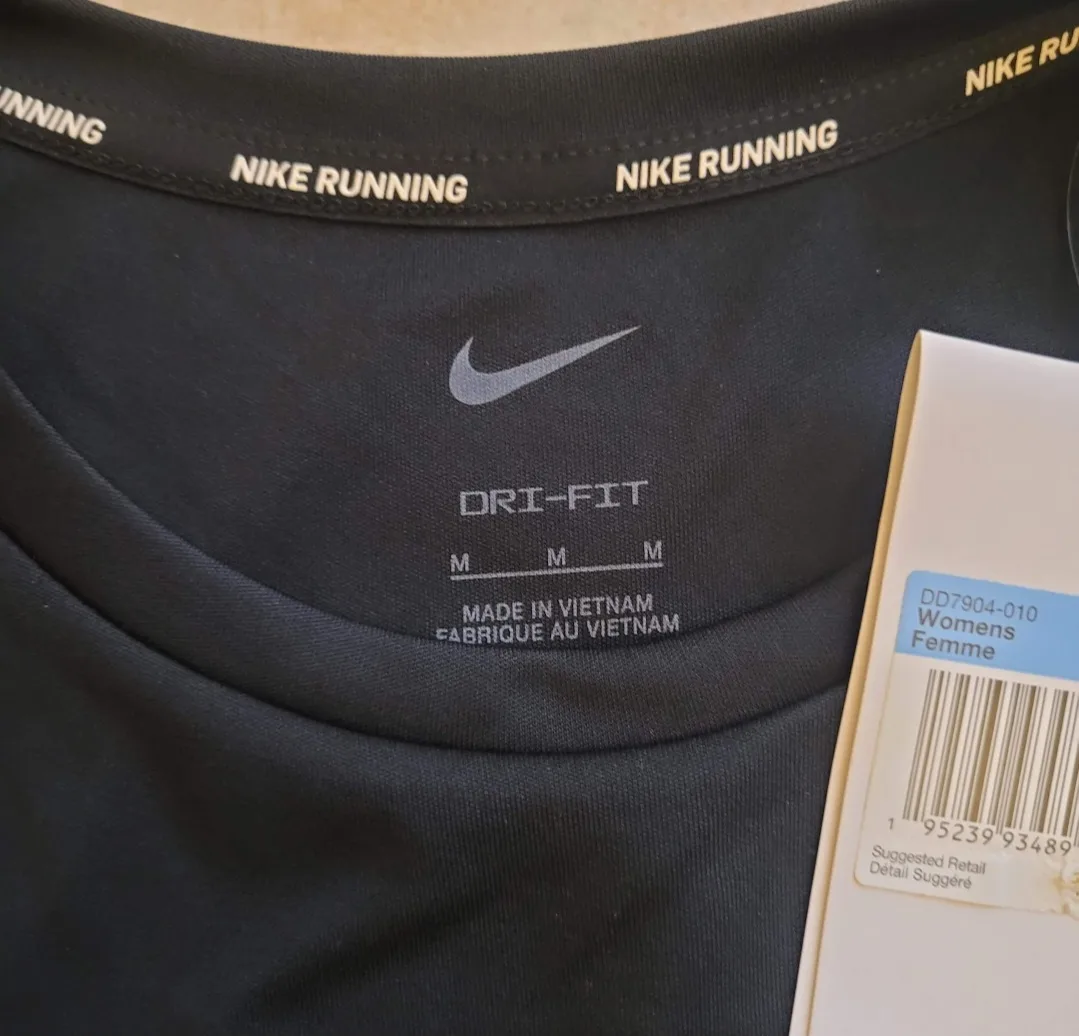 Nike Dri-FIT Women's Running T-Shirt - Size M image indicator(2)