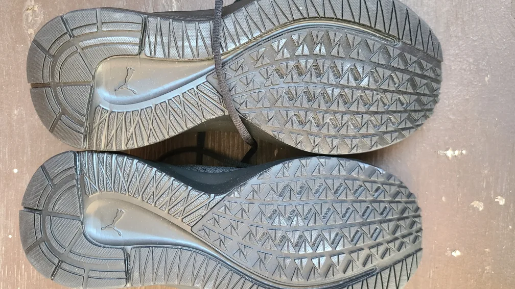 Puma Running Shoes - US Size 7 image indicator(4)