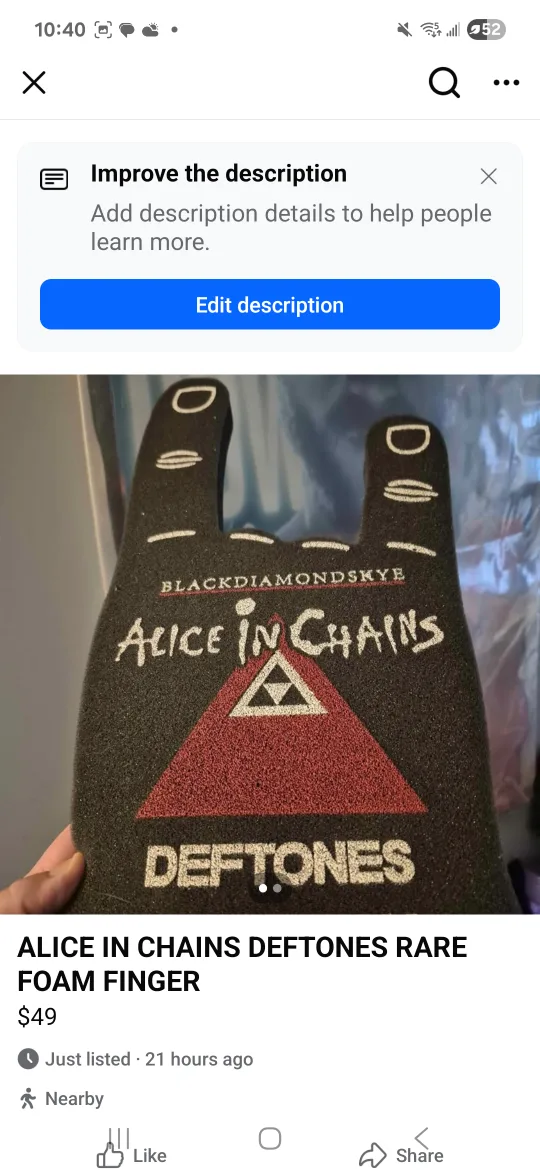 Alice in Chains, Deftones Foam Finger thumbnail