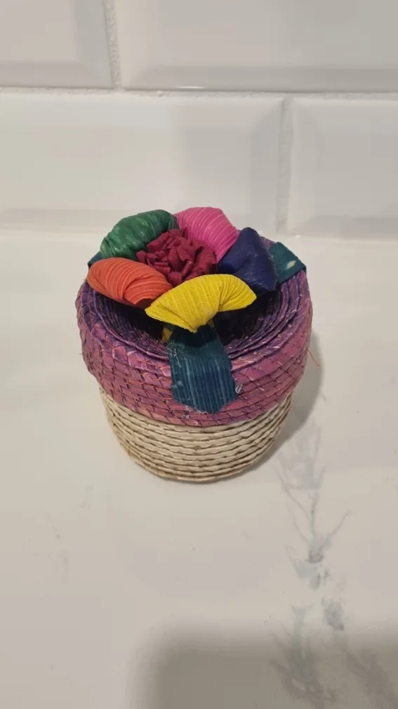 Kids Decor, Figurines & piggy banks image indicator(8)