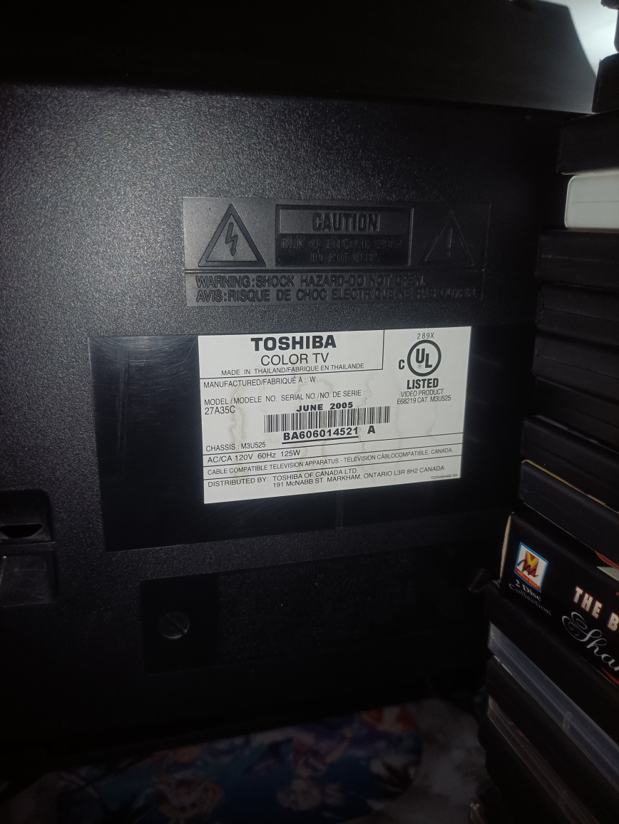 RGB modded toshiba 27a35c with backlit remote - photo 3