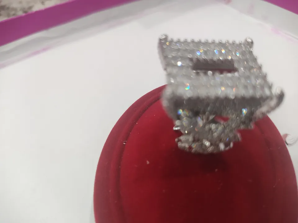 Silver Ring with Cubic Zirconia image indicator(4)