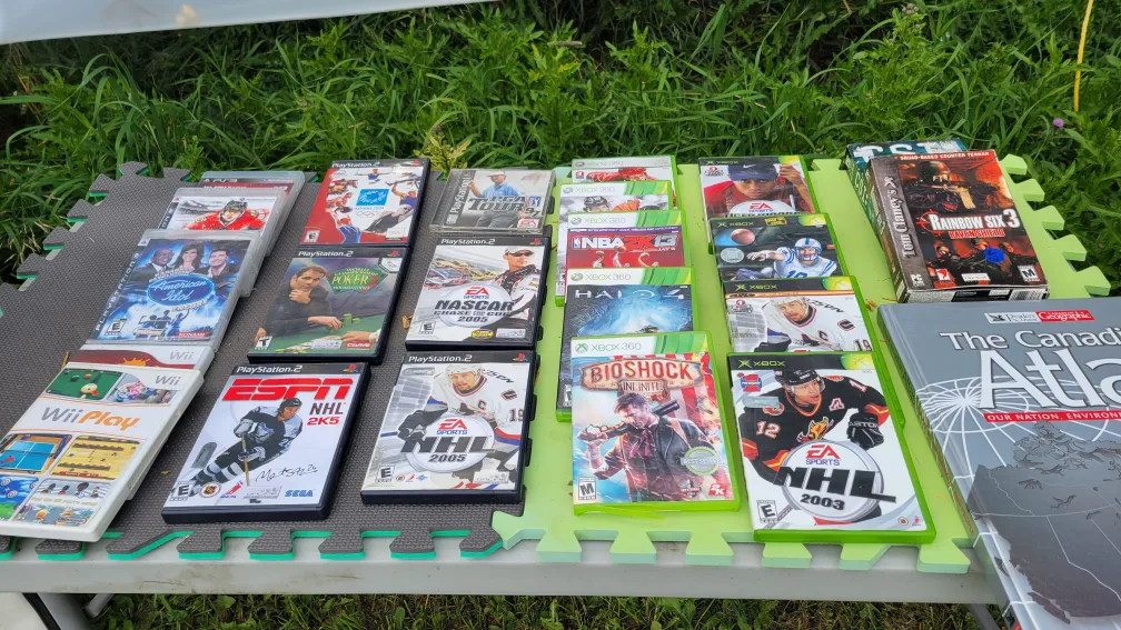 Huge yard sale in Dapp thumbnail