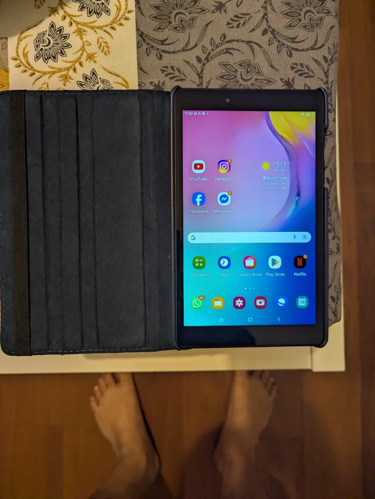Samsung Galaxy Tab A 8.0 Tablet thumbnail