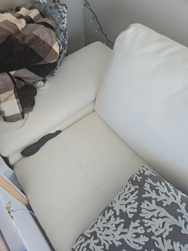 Sectional Couch thumbnail
