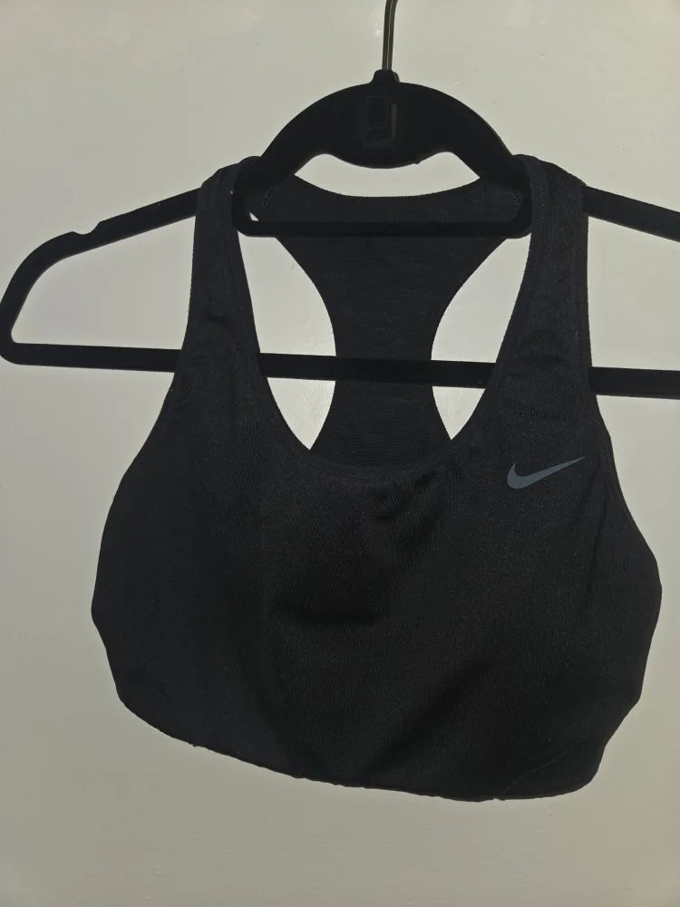 Nike Dri-FIT Sports Bra - Black - Medium thumbnail