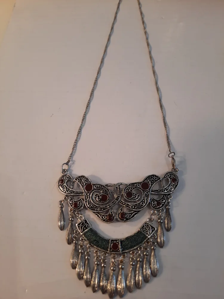 Silver-tone Statement Necklace image indicator(2)