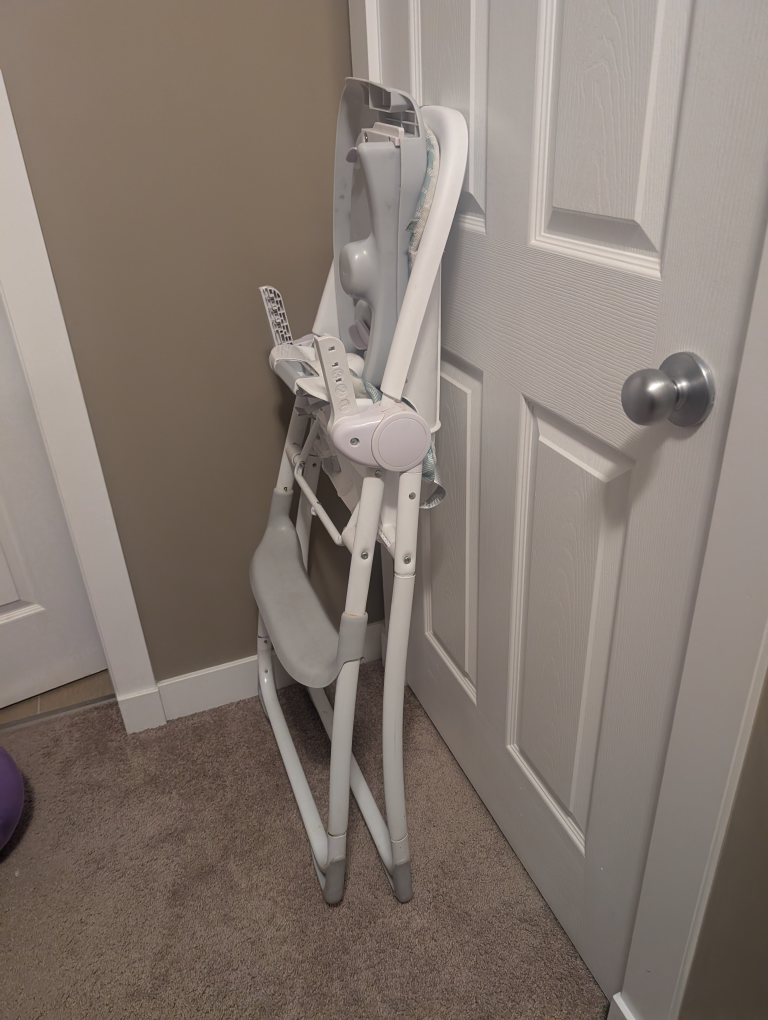 High Chair - photo 5