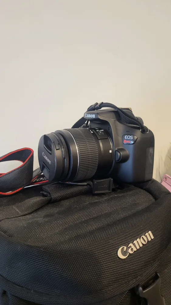 Canon EOS Rebel T6 Camera with Bag & Tripod image indicator(3)