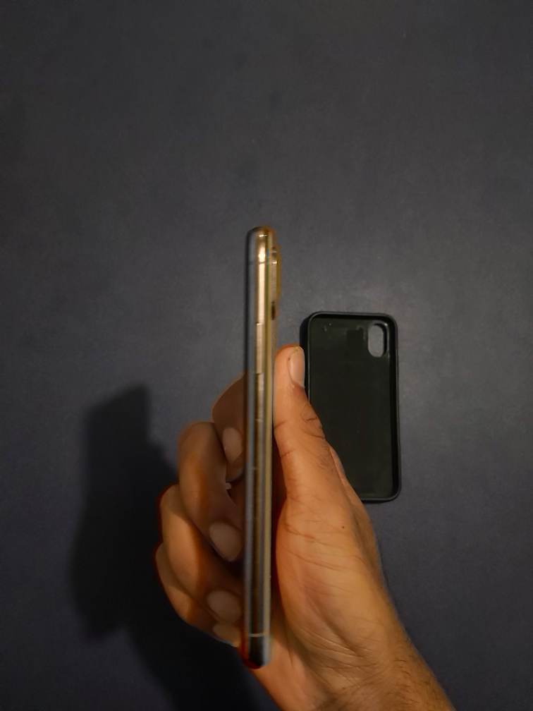 IPhone Xs Gold - photo 4