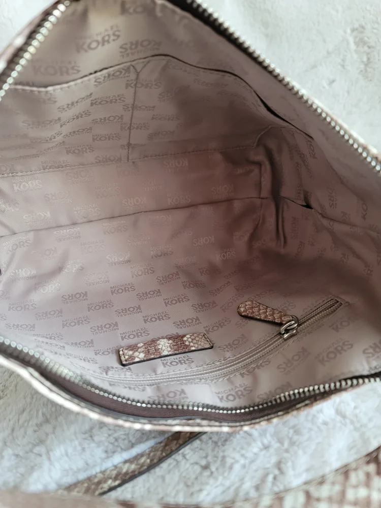 Michael Kors Snakeskin Crossbody Bag Pursw image indicator(8)