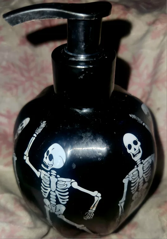 Halloween Skeleton Soap Dispenser thumbnail